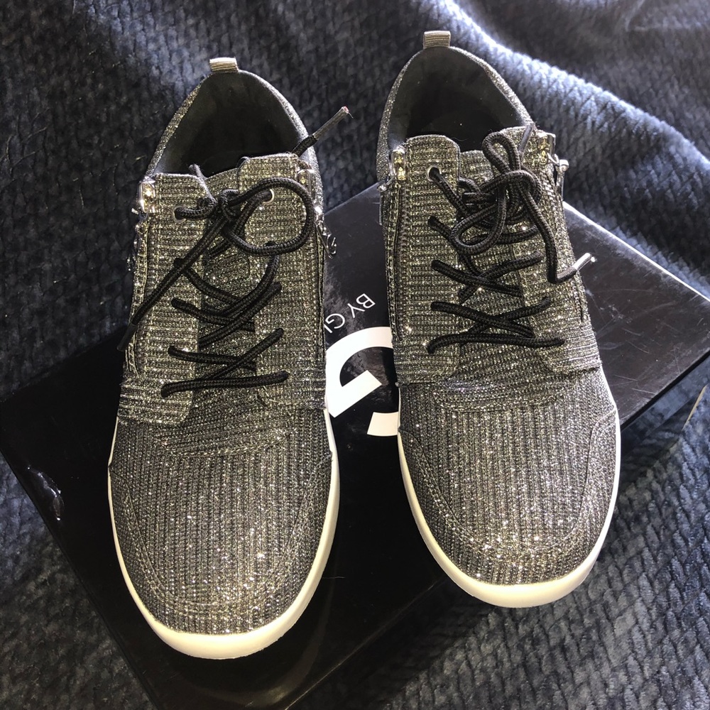 Womens pewter fabric low top sneakers
